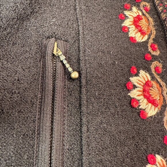 Icelandic Designs Wool Embroidered Jacket Women Floral Cottagecore Full Zip - Picture 12 of 16